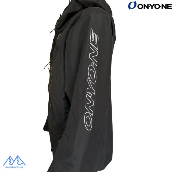 画像4: オンヨネ シェル スキースーツ（中綿なし）コンバット タフ ジャケット & パンツ ブラック 当店オリジナルモデル ONYONE COMBAT TOUGH JACKET & PANTS MSP CUSTOM 耐水圧30,000mm 009 BLACK  (4)