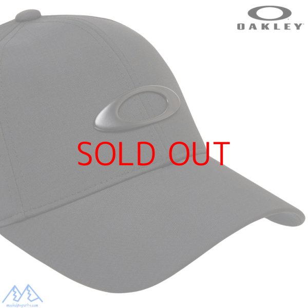 画像3: オークリー キャップ ブラック OAKLEY Essential Bg Metal Logo Cap 25.0 BLACKOUT  (3)
