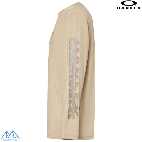 画像2: オークリー ロングスリーブ Tシャツ ロンT 長袖  快適 吸汗速乾 ベージュ OAKLEY Enhance Qd LS Tee Slv Evo 4.7 PEBBLE (2)