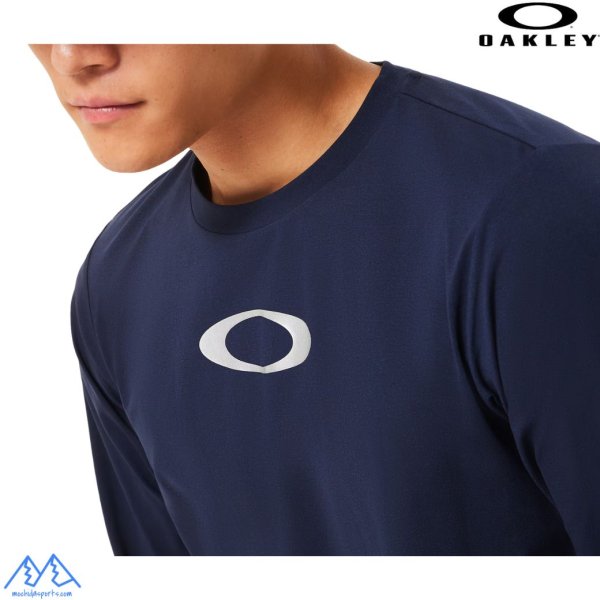 画像4: オークリー ロングスリーブ Tシャツ ロンＴ 長袖  吸汗速乾 ストレッチ ネイビー OAKLEY Striking Qd LS Tee 8.0 fathom (4)